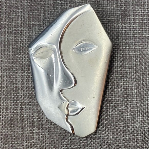 Abstract Face Pin Brooch As Is Silver Shiny Matte Picasso Cubist Profile Cubism - Picture 6 of 9